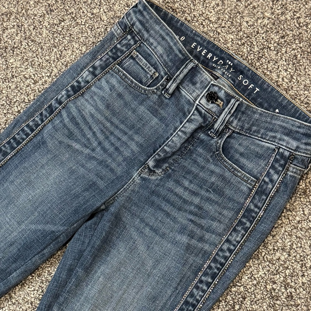 White House Black Market Blue “The Everyday Soft Slim Ankle” Jeans with - Picture 3 of 9